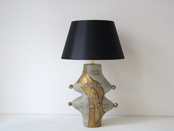 Designová stolní lampa černé stínidlo great day